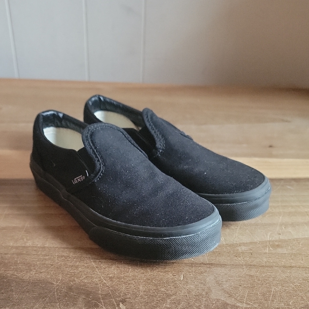 Vans Kids Black Slip-On Shoes Size 1